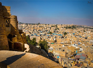 Udaipur to Jaisalmer Tempo Traveller