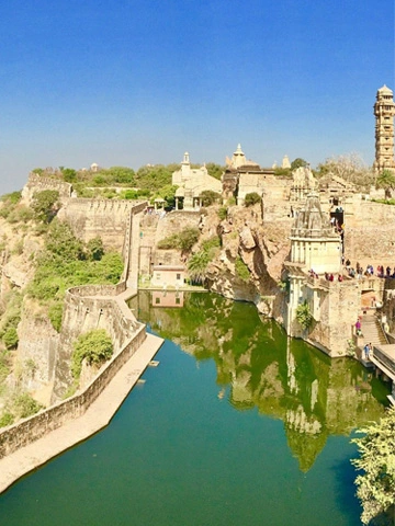 udaipur mount abu chittorgarh tour